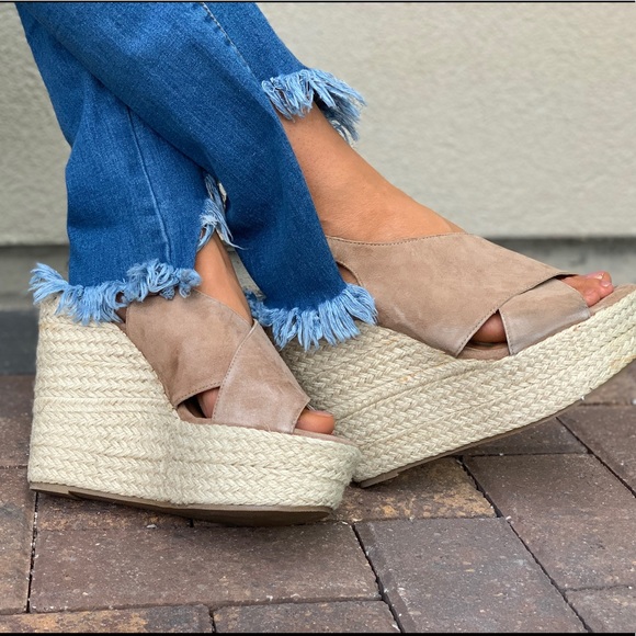 Suede Crisscross Espadrille Platform Wedge Sandal - Picture 4 of 7